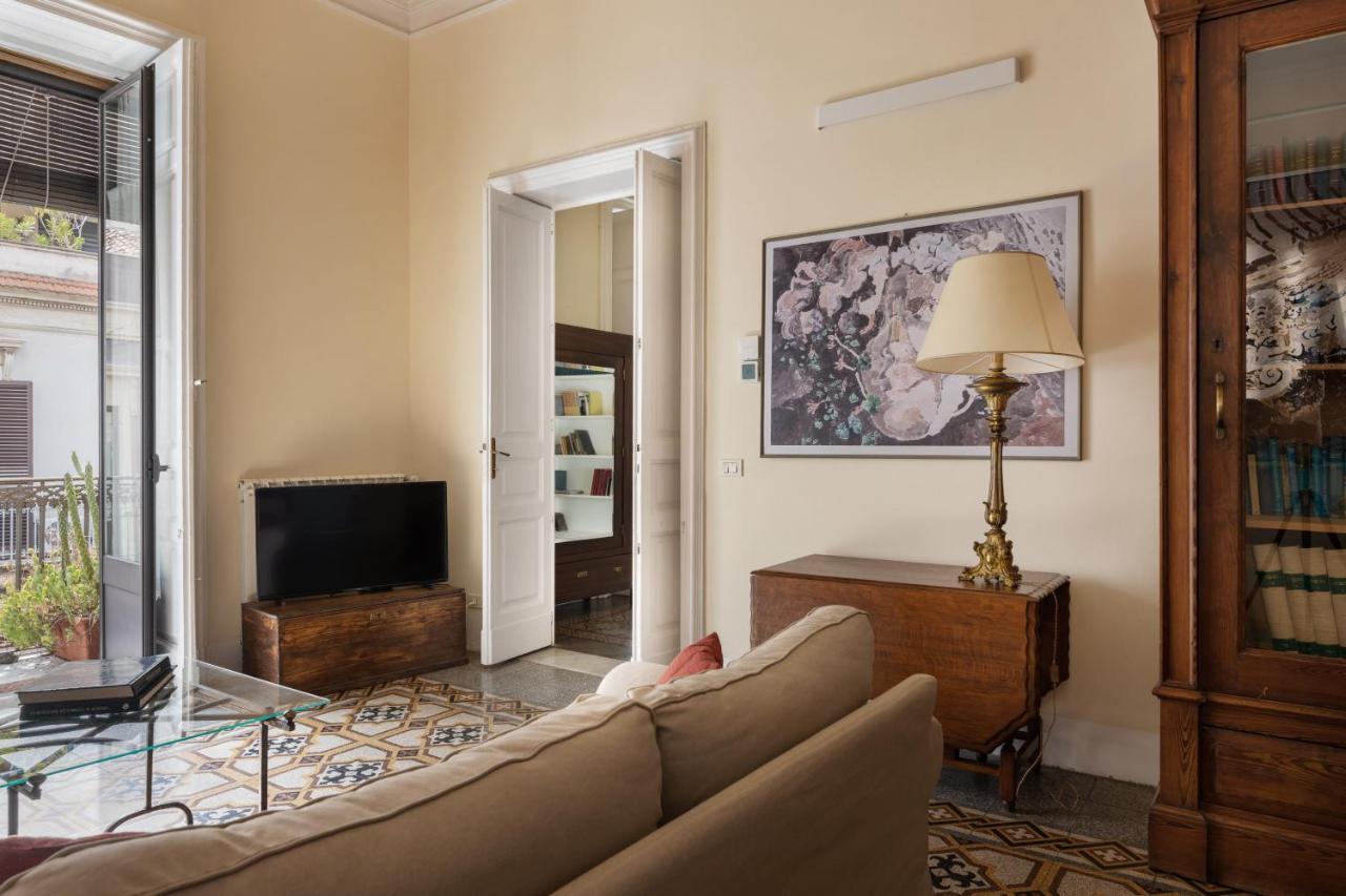 Catania City Center Historical Building Home Екстер'єр фото