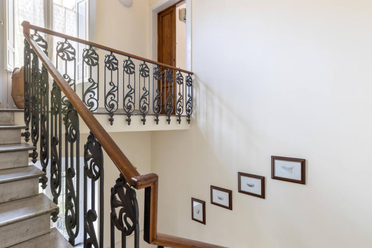 Catania City Center Historical Building Home Екстер'єр фото